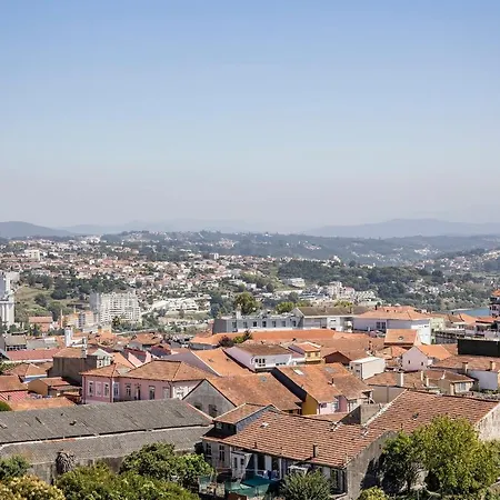 Elegant W/ Ac & Balcony By Lovelystay Lejlighed Porto